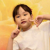 PHUONG LINH HOANG